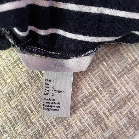 H&M stripe turtle neck top L - Picture 4 of 4